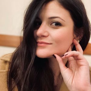 Meet your Posher, Danielle